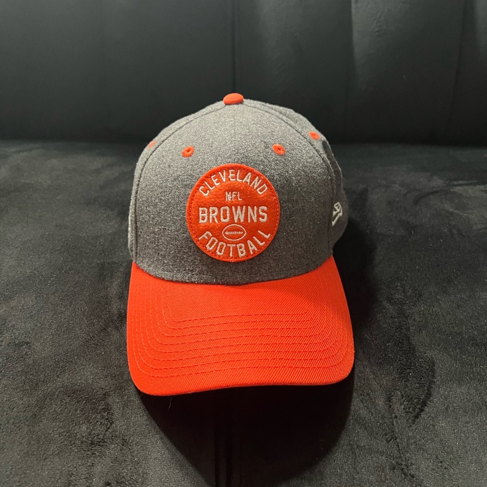 100 year anniversery Cleveland Browns hat. Size medium